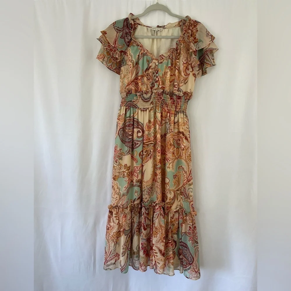 Moon River Women’s Dress Small Lined Midi Ruffles at Sleeves and Hem